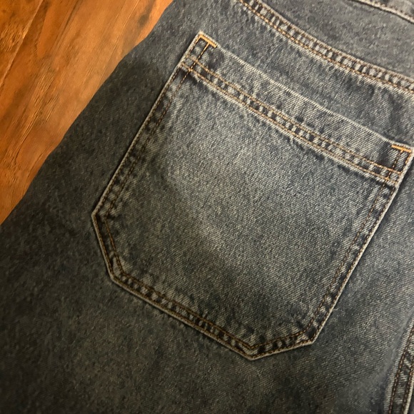 Hollister Dark Wash Super Baggy Denim Shorts Knee-Length Zipper Pockets Jorts - Picture 8 of 14